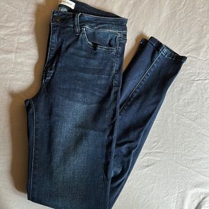 FLYING MONKEY DARK WASH SKINNY JEANS